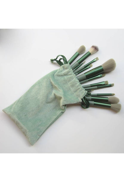 💋 Crown & Contour: 13-Piece Brush Set